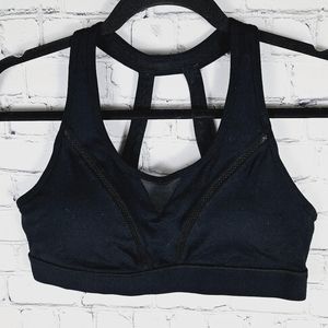 QUEENIEKE | high impact hook-and-eye close sports bra